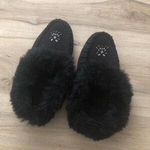 Elegant Black Fur Women's Moccasins